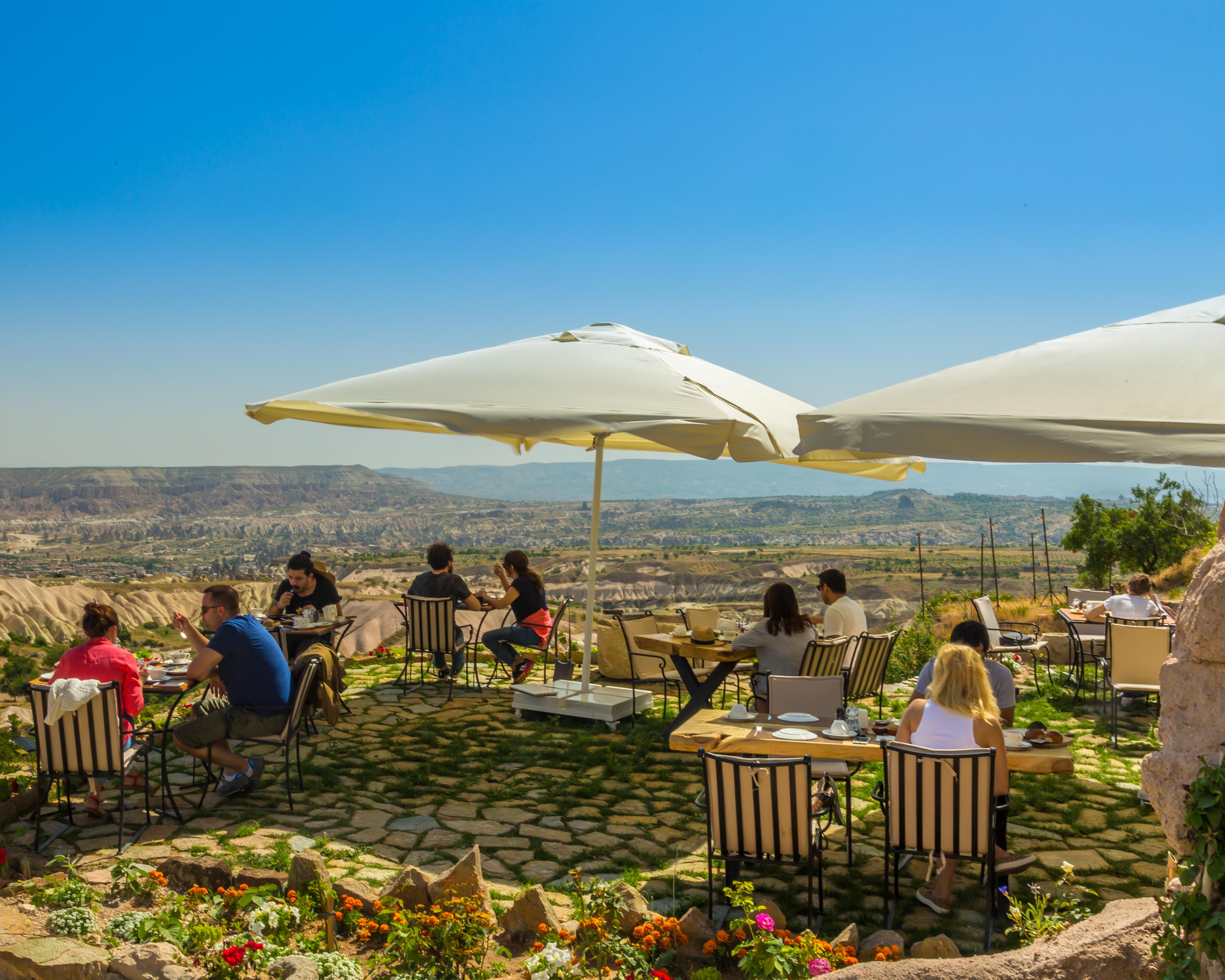 Millstone Cave Suites Hotel Ючхисар Екстериор снимка
